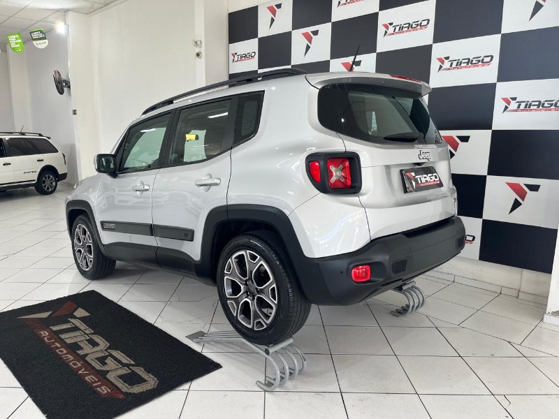 JEEP RENEGADE 1.8 LONGITUDE 2016/2016 TIAGO AUTOMÓVEIS VENÂNCIO AIRES / Carros no Vale
