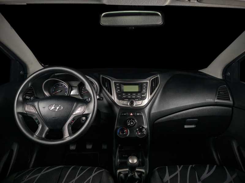 HYUNDAI HB20 1.0 12V FLEX COMFORT MANUAL 2014/2015 DUARTE VEÍCULOS PORTO ALEGRE / Carros no Vale