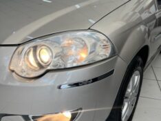 FIAT PALIO WEEKEND ATTRACTIVE 1.4 8V 2014/2014 TIAGO AUTOMÓVEIS VENÂNCIO AIRES / Carros no Vale