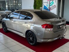 HONDA CITY 1.5 EX 16V FLEX 4P MANUAL 2009/2010 DUARTE VEÍCULOS PORTO ALEGRE / Carros no Vale