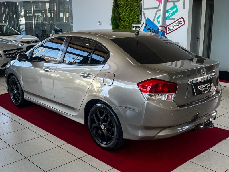 HONDA CITY 1.5 EX 16V FLEX 4P MANUAL 2009/2010 DUARTE VEÍCULOS PORTO ALEGRE / Carros no Vale