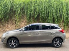 TOYOTA YARIS XS 1.5 2019/2020 ESTAÇÃO DO CARRO ESTRELA / Carros no Vale