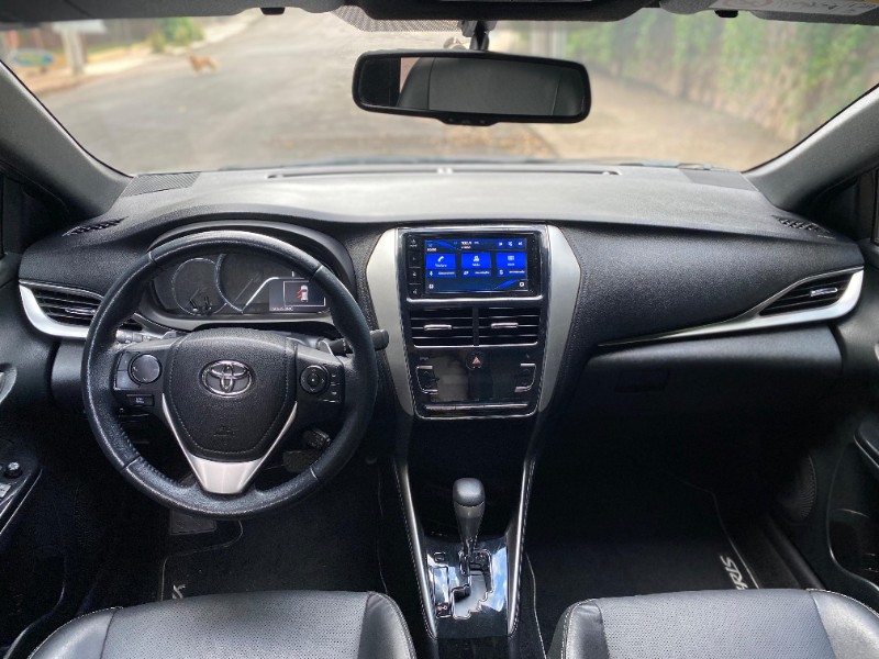 TOYOTA YARIS XS 1.5 2019/2020 ESTAÇÃO DO CARRO ESTRELA / Carros no Vale