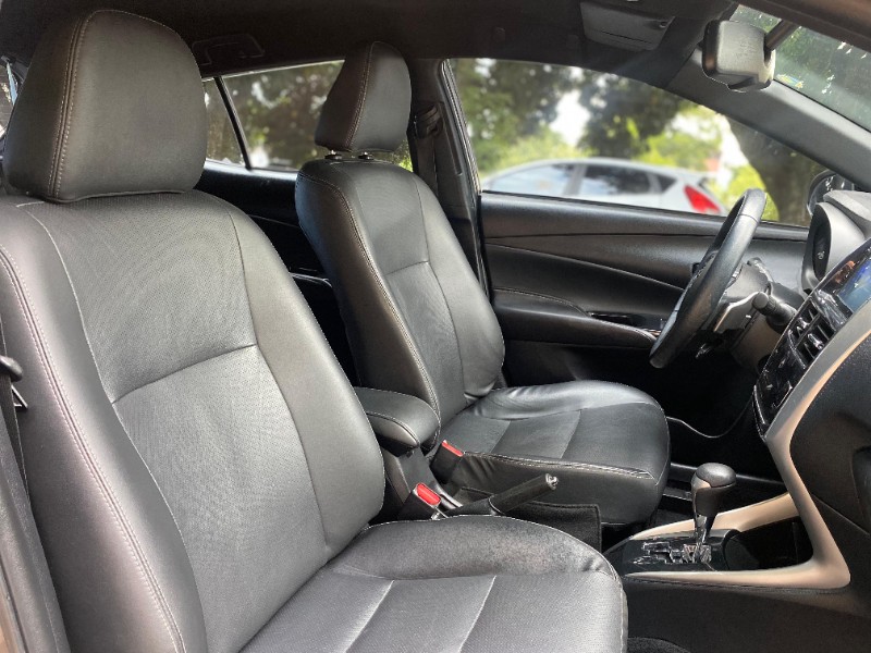 TOYOTA YARIS XS 1.5 2019/2020 ESTAÇÃO DO CARRO ESTRELA / Carros no Vale