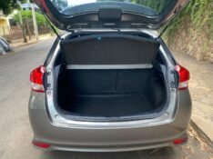 TOYOTA YARIS XS 1.5 2019/2020 ESTAÇÃO DO CARRO ESTRELA / Carros no Vale