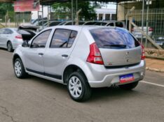 RENAULT SANDERO 1.6 EXPRESSION 2013/2013 CRUZEIRO MULTIMARCAS CRUZEIRO DO SUL / Carros no Vale