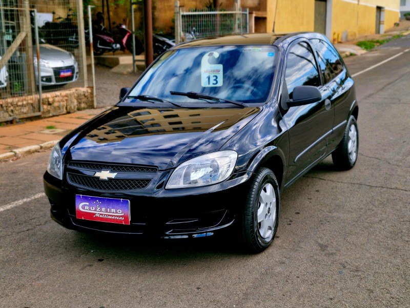 CHEVROLET CELTA LS 1.0 2012/2013 CRUZEIRO MULTIMARCAS CRUZEIRO DO SUL / Carros no Vale