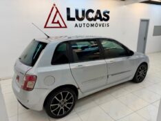 FIAT STILO 1.8 ATTRACTIVE 8V 2010/2010 LUCAS AUTOMÓVEIS BOM RETIRO DO SUL / Carros no Vale