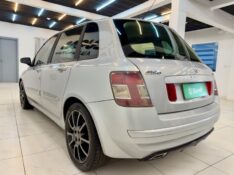 FIAT STILO 1.8 ATTRACTIVE 8V 2010/2010 LUCAS AUTOMÓVEIS BOM RETIRO DO SUL / Carros no Vale