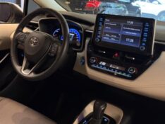 TOYOTA COROLLA 1.8 ALTIS PREMIUM 16V HÍBRIDO 2021/2022 JM AUTOMÓVEIS VENÂNCIO AIRES / Carros no Vale