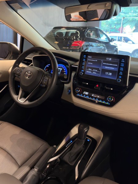 TOYOTA COROLLA 1.8 ALTIS PREMIUM 16V HÍBRIDO 2021/2022 JM AUTOMÓVEIS VENÂNCIO AIRES / Carros no Vale