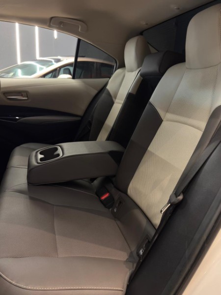 TOYOTA COROLLA 1.8 ALTIS PREMIUM 16V HÍBRIDO 2021/2022 JM AUTOMÓVEIS VENÂNCIO AIRES / Carros no Vale