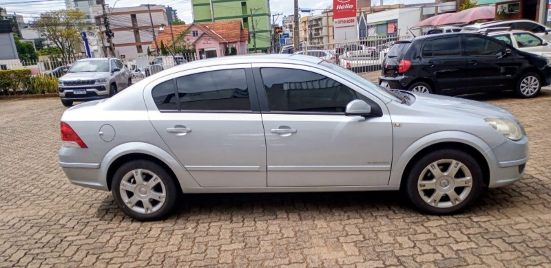 CHEVROLET VECTRA 2.0 ELEGANCE 8V 2006/2006 ALTERNATIVA VEÍCULOS LAJEADO / Carros no Vale