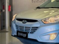 HYUNDAI IX35 2.0 MPFI GLS 16V FLEX 4P AUTOMÁTICO 2014/2015 MALAGGI VEÍCULOS ENCANTADO / Carros no Vale