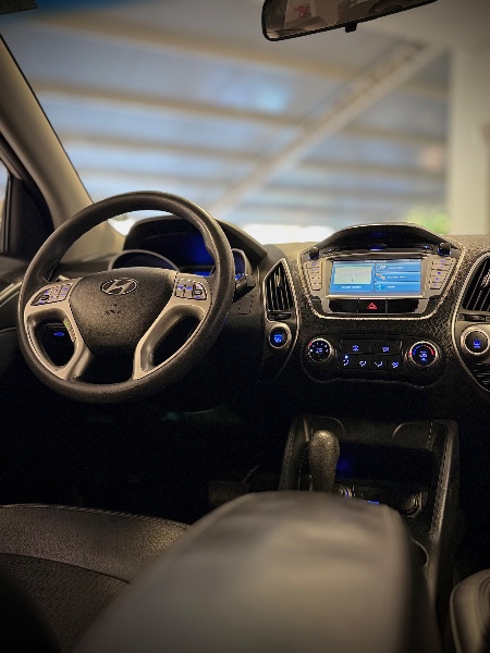 HYUNDAI IX35 2.0 MPFI GLS 16V FLEX 4P AUTOMÁTICO 2014/2015 MALAGGI VEÍCULOS ENCANTADO / Carros no Vale