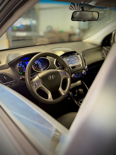 HYUNDAI IX35 2.0 MPFI GLS 16V FLEX 4P AUTOMÁTICO 2014/2015 MALAGGI VEÍCULOS ENCANTADO / Carros no Vale