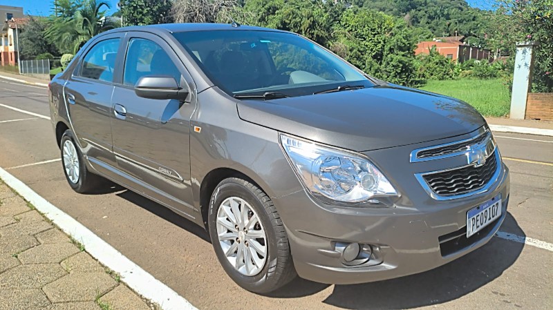 CHEVROLET COBALT 1.4 MPFI LTZ 8V FLEX 4P MANUAL 2012/2013 ADRIANO VEÍCULOS CRUZEIRO DO SUL / Carros no Vale