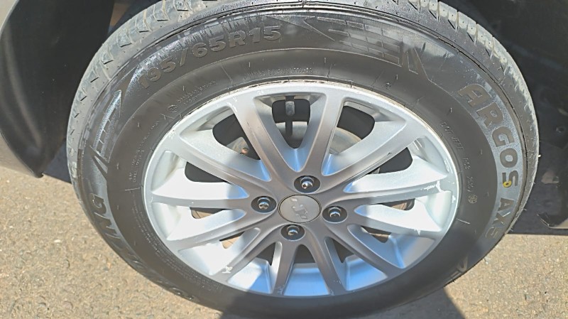 CHEVROLET COBALT 1.4 MPFI LTZ 8V FLEX 4P MANUAL 2012/2013 ADRIANO VEÍCULOS CRUZEIRO DO SUL / Carros no Vale