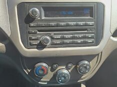 CHEVROLET COBALT 1.4 MPFI LTZ 8V FLEX 4P MANUAL 2012/2013 ADRIANO VEÍCULOS CRUZEIRO DO SUL / Carros no Vale