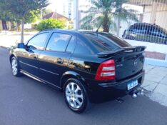 CHEVROLET ASTRA 2.0 ADVANTAGE 2010/2011 ALTERNATIVA VEÍCULOS LAJEADO / Carros no Vale