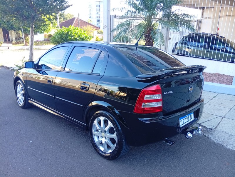 CHEVROLET ASTRA 2.0 ADVANTAGE 2010/2011 ALTERNATIVA VEÍCULOS LAJEADO / Carros no Vale