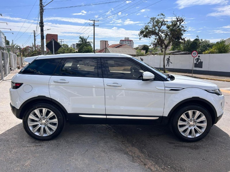 LAND ROVER RANGE ROVER EVOQUE 2.2 SDA PRESTIGE 4X4 16V 2015/2015 LS MULTIMARCAS VENÂNCIO AIRES / Carros no Vale