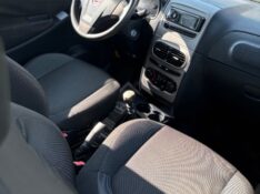 FIAT IDEIA ELX 1.4 FIRE / 2014/2014 NEURI VEÍCULOS LAJEADO / Carros no Vale