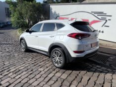 HYUNDAI TUCSON 1.6 GL TURBO 16V 2018/2018 ELY AUTOMÓVEIS LAJEADO / Carros no Vale