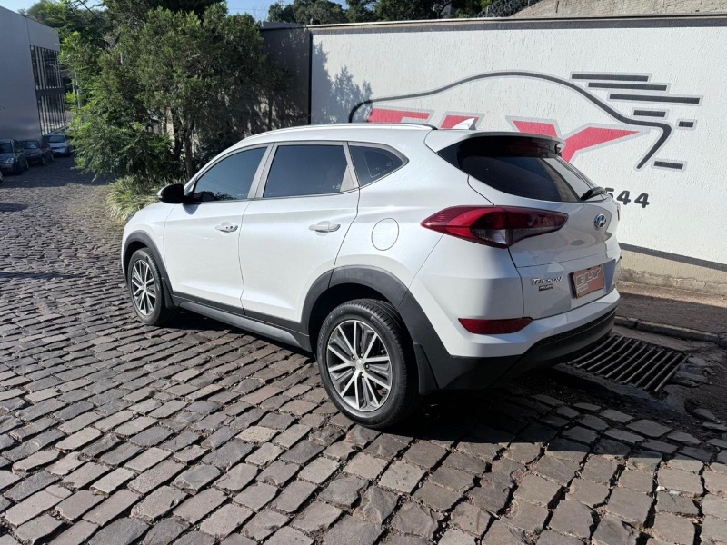 HYUNDAI TUCSON 1.6 GL TURBO 16V 2018/2018 ELY AUTOMÓVEIS LAJEADO / Carros no Vale