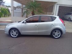 HYUNDAI I30 2.0 2009/2010 ALTERNATIVA VEÍCULOS LAJEADO / Carros no Vale
