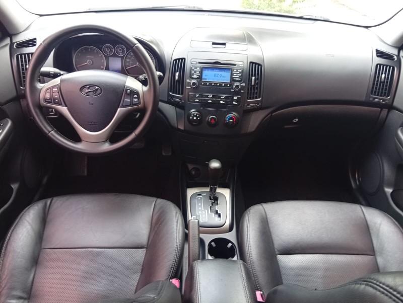 HYUNDAI I30 2.0 2009/2010 ALTERNATIVA VEÍCULOS LAJEADO / Carros no Vale