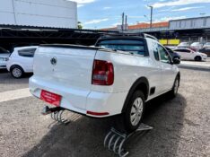 VOLKSWAGEN SAVEIRO TRENDLINE 1.6 CE /2017 AR MULTIMARCAS VENÂNCIO AIRES / Carros no Vale