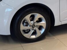 HYUNDAI HB20S 1.6 COMFORT 2016/2017 JM AUTOMÓVEIS VENÂNCIO AIRES / Carros no Vale