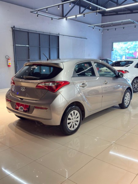 HYUNDAI HB20 1.0 COMFORT PLUS 2018/2018 JM AUTOMÓVEIS VENÂNCIO AIRES / Carros no Vale