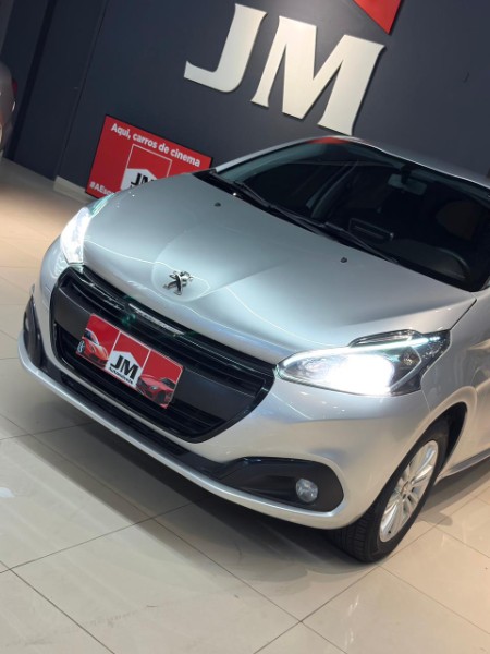 PEUGEOT 208 1.2 ACTIVE 12V 2019/2020 JM AUTOMÓVEIS VENÂNCIO AIRES / Carros no Vale