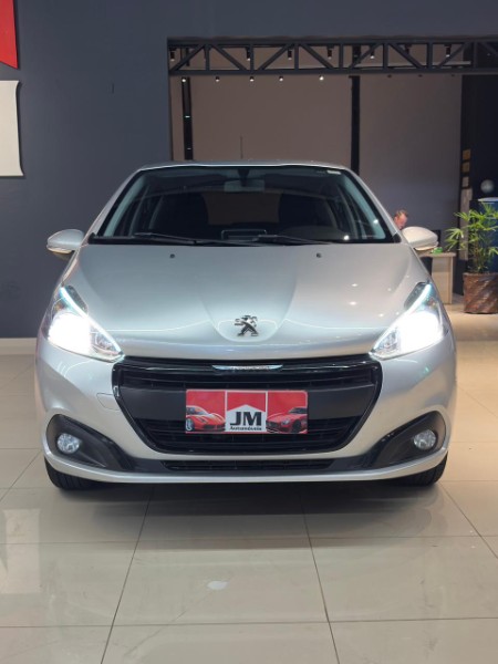 PEUGEOT 208 1.2 ACTIVE 12V 2019/2020 JM AUTOMÓVEIS VENÂNCIO AIRES / Carros no Vale