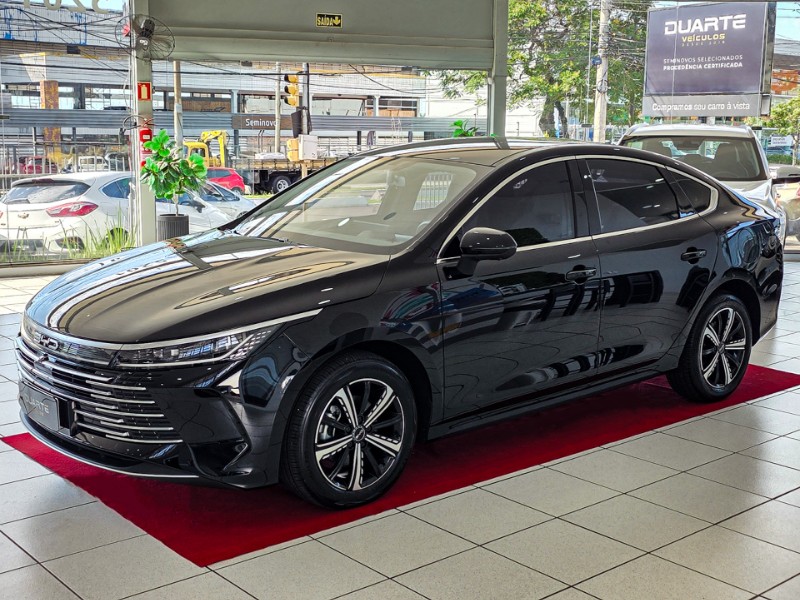 BYD KING GS 1.5 16V AUT (HIBRIDO) 2024/2025 DUARTE VEÍCULOS PORTO ALEGRE / Carros no Vale