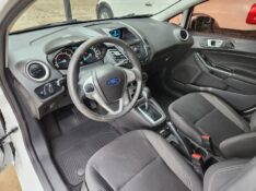 FORD FIESTA SEL 1.6 16V FLEX AUT 5P 2017/2017 TS VEÍCULOS ANTA GORDA / Carros no Vale