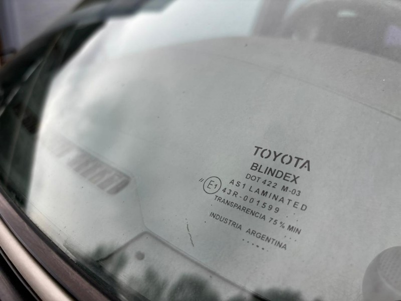 TOYOTA HILUX 2.8 4X4 8V /2001 RT 811 VEÍCULOS ARROIO DO MEIO / Carros no Vale