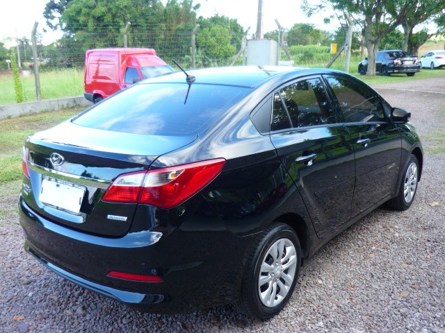 HYUNDAI HB20S 1.6 COMFORT STYLE 16V FLEX 4P AUTOMÁTICO 2016/2016 PREMIUM AUTOMÓVEIS ARROIO DO MEIO / Carros no Vale