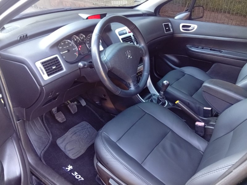 PEUGEOT 307 PRESENCE 1.6 2009/2010 ALTERNATIVA VEÍCULOS LAJEADO / Carros no Vale
