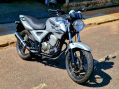 HONDA TWISTER 250 CBX 2003/2003 CRUZEIRO MULTIMARCAS CRUZEIRO DO SUL / Carros no Vale