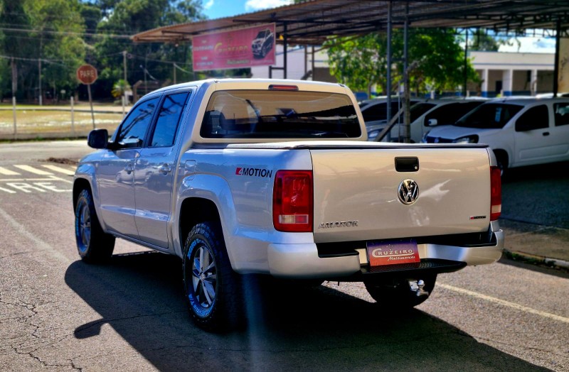 VOLKSWAGEN AMAROK 2.0 SE 4X4 CD 16V TURBO INTERCOOLER DIESEL 4P MANUAL 2018/2019 CRUZEIRO MULTIMARCAS CRUZEIRO DO SUL / Carros no Vale