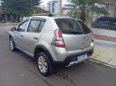 RENAULT SANDERO STEP WAY 1.6 2011/2012 ALTERNATIVA VEÍCULOS LAJEADO / Carros no Vale