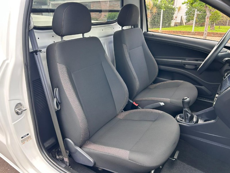 VOLKSWAGEN SAVEIRO ROBUST 1.6 TOTAL FLEX 8V 2026/2026 LS MULTIMARCAS VENÂNCIO AIRES / Carros no Vale