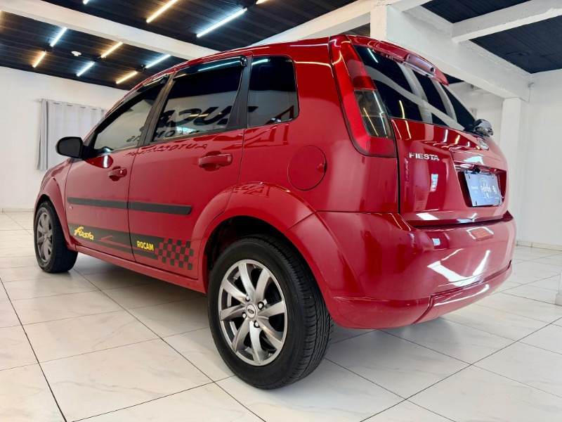 FORD FIESTA 1.6 ROCAM SE 8V 2014/2014 LUCAS AUTOMÓVEIS BOM RETIRO DO SUL / Carros no Vale