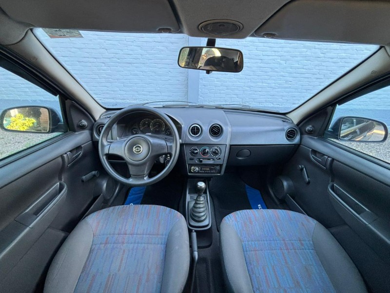 CHEVROLET CELTA 1.0 /2009 RT 811 VEÍCULOS ARROIO DO MEIO / Carros no Vale