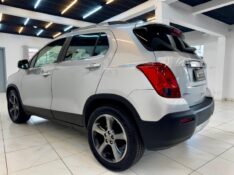 CHEVROLET TRACKER LTZ 1.8 AT 2015/2015 LUCAS AUTOMÓVEIS BOM RETIRO DO SUL / Carros no Vale