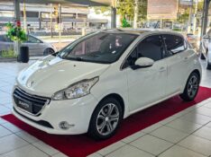 PEUGEOT 208 1.6 16V GRIFFE 2014/2015 DUARTE VEÍCULOS PORTO ALEGRE / Carros no Vale