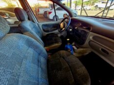 RENAULT SCENIC 1.6 2005/2005 CRUZEIRO MULTIMARCAS CRUZEIRO DO SUL / Carros no Vale